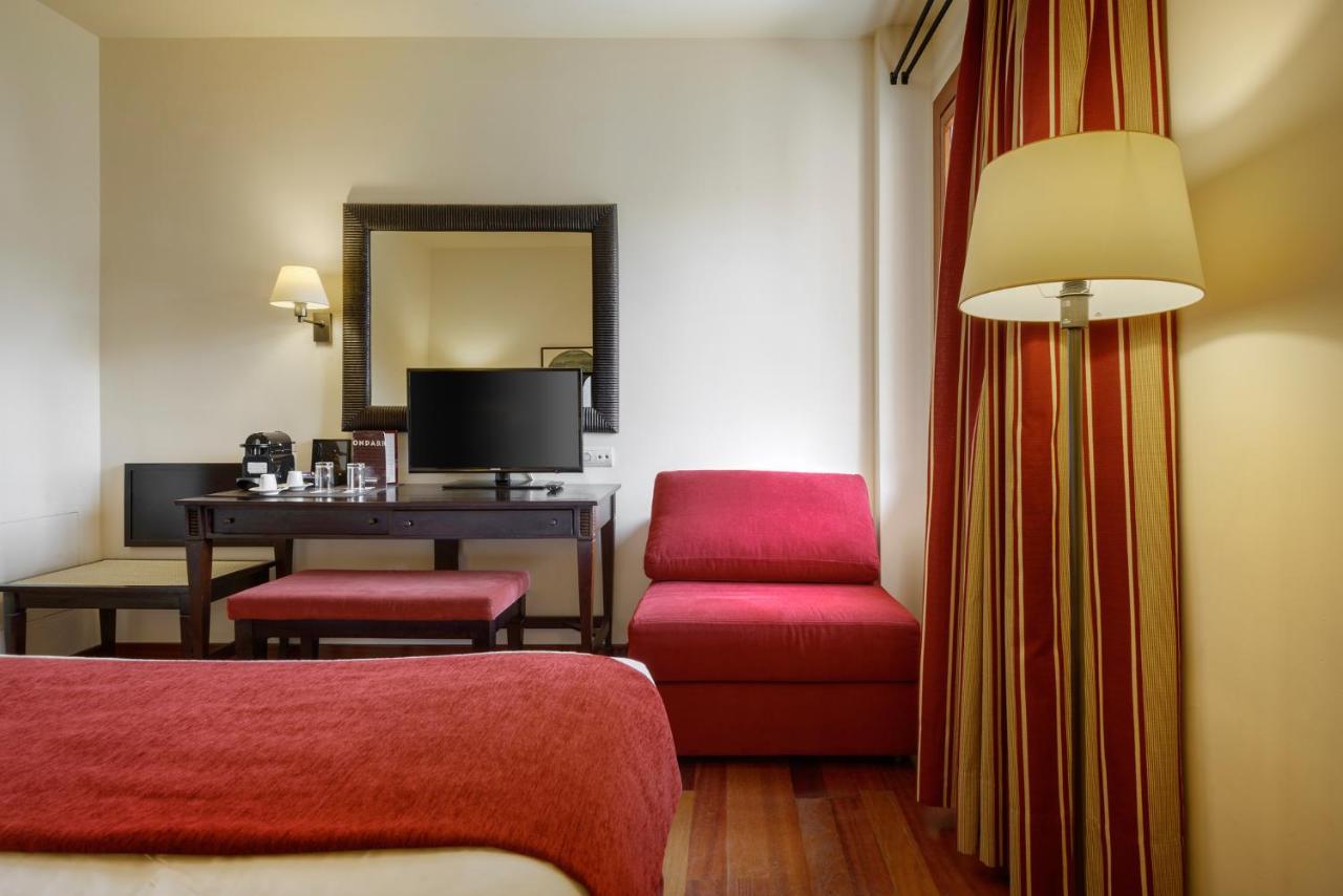 Hotel Saliecho Formigal Ngoại thất bức ảnh